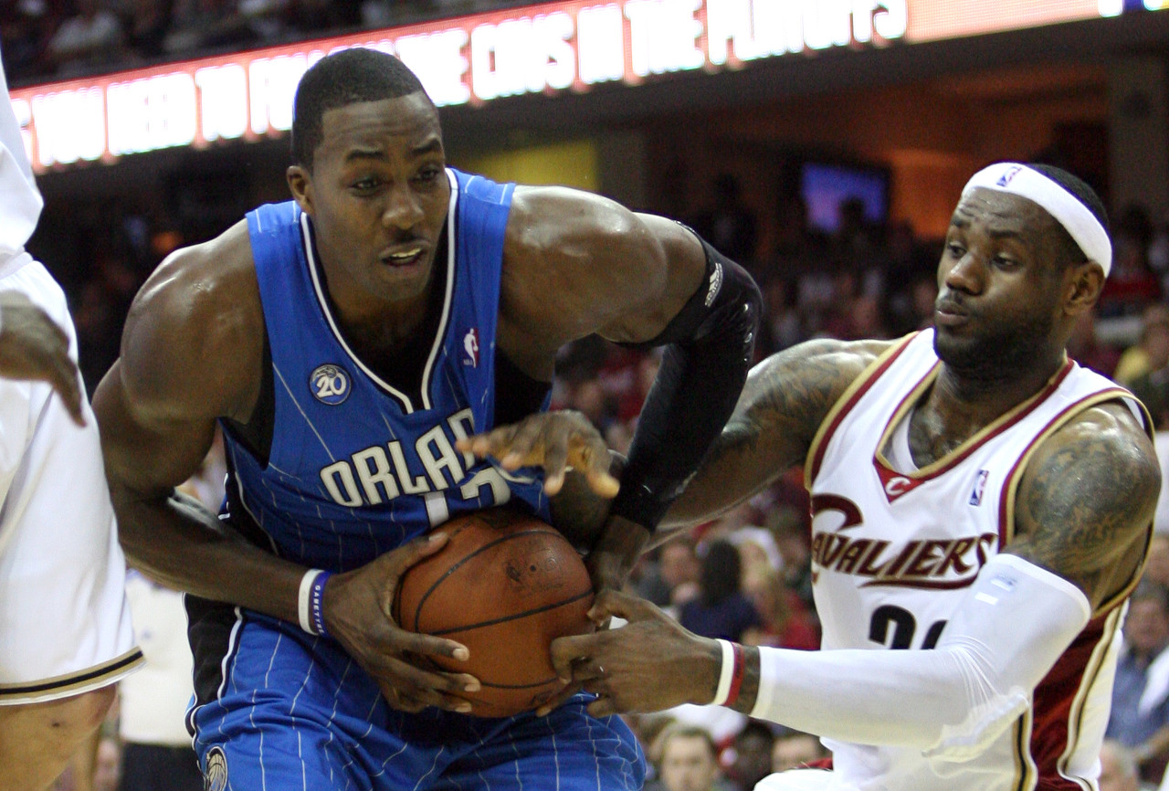 世界杯官方app下载入口-霍华德防守啥级别？杨毅：弹跳棒 身高&amp;下肢力量对抗纯五号位吃亏